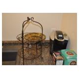 GROUPING: KEURIG COFFEE POT, CENTERPIECE BOWL,