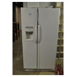 FRIGIDAIRE 24 CUBIC FOOT SIDE BY SIDE