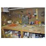 GROUPING: TOOLS AND ACCESSORIES ON WORK BENCH AND