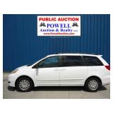 2010 Toyota SIENNA LE
