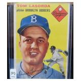 1954 TOPPS TOMMY HASORDA #132 (ROOKIE CARD)