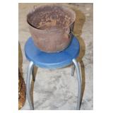 PLASTIC STOOL & SMALL CAT IRON KETTLE