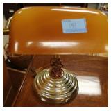 GLASS HADE DESK LAMP