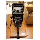VINTAGE TABLE TOP PRINTING PRESS
