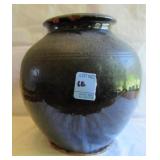 7" REWARE CROCK - CHPS AROUND RIM