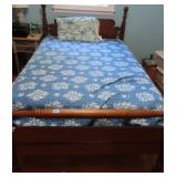 ANTIQUE WALNUT MODIFIED CANONBALL FULL SIZE BED