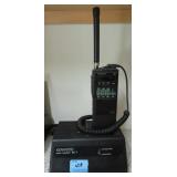 KENWOOD TH-215A SCANNER WITH RAPID CHARGER