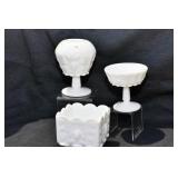 THREE PIECES PANELED GRAPE