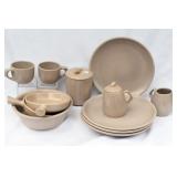 TWELVE PCS. SOLANA WARE