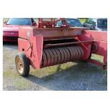MASSEY 12 SQUARE HAY BALER
