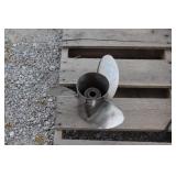 QUICK SILVER  48 25P 3 BLADE PROP MERCURY 200