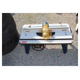 RYOBI ROUTER TABLE W/ ROUTER