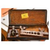 WIDE RANGE FLARING TOOL KIT