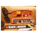 BLACK&DECKER BELT SANDER