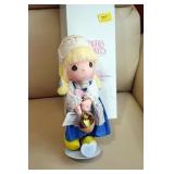 PRECIOUS MOMRNTS 1985 DOOL