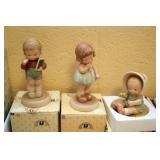 3 FIGURINES