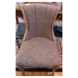 LINON HOME DÉCOR GRAY ACCENT CHAIR