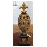 COMPOSITE FLEUR DE LIS HOME DÉCOR