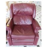 LEATHER RECLINER WITH NAIL HEAD DESIGN