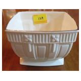 6.25" LENOX "FORUM" COLLECTION PLANTER