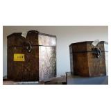 2 DECORATIVE BOXES