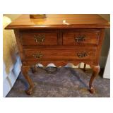 QUEEN ANNE STYLE 2 DRAWER NIGHT STAND