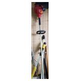 HOMELITE GAS POWERED WEED EATER STRAIGHT SHAFT