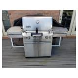 WEBER GAS GRILL WITH SIDE EYE AND GRILL LITE