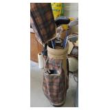 GOLF CLUBS AND BAG: GOLD SMITH AND HYDRA WOODS, LO
