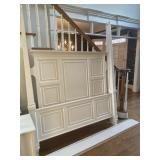 BED QUEEN SPINDLE H 81" -