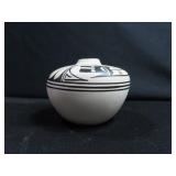 SOUTHWEST NATIVE AMERICAN POTTERY JAR BY ADAKOU