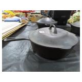 GRISWOLD #8 CAST IRON CHICKEN FRYER WITH LID