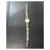 MONDU JAPAN LADYS WRIST WATCH WITH CAMEO BAND