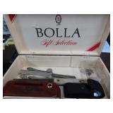 WOODEN CIGAR BOX WITH 2 MARINES INK PENS, ONTARIO