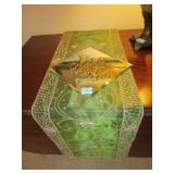 DECORATIVE LAMP/BEADED TABLE RUNNER ETC