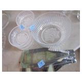 CRYSTAL BOWL/SERVING BOWL SET LILY PATTERN