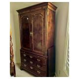 ENTERTAINMENT CENTER CABINET W/DRAWERS