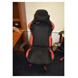 SWIVEL OFFICE CHAIR