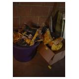 ELECTRIC FENCE INSULATORS