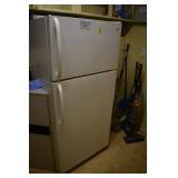 FRIGIDAIRE REFRIGERATOR