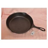 CAST IRON SKILLET