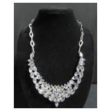 SELECTION OF SILVER AND COLORED STONE JEWELRY