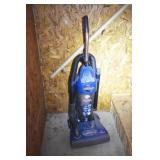 DIRT DEVIL VACUUM