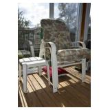 2 PATIO CHAIRS & PLASTIC TABLE