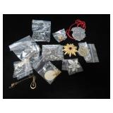 COSTUME JEWELRY: BROOCHES, NECKLACES, PINS, ETC.