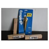 37411- PLUM BOB AND WOODEN CLAMPS