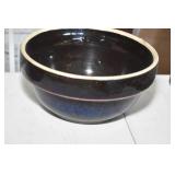 BROWN CROCK BOWL