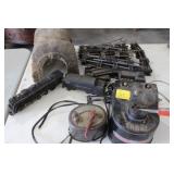 ASSORTED TRAINS AND TRACK, AMERICAN FLYER