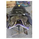 WESTERN SADDLE AND STAND