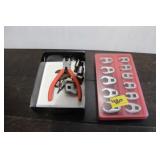 9mm-19mm CROW FEET SOCKETS AND ASSORTED SNAP ON